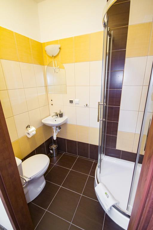 לינה וארוחת בוקר גדנסק Royal House חדר תמונה